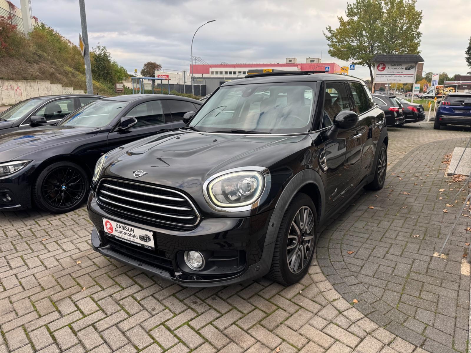 MINI Cooper Countryman All4 Pano