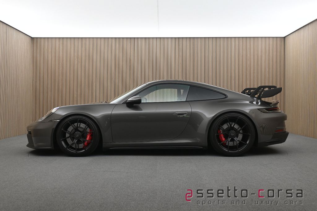 Porsche 992