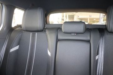 Fotografie des Opel Astra Sports Tourer 1.2 Turbo GS