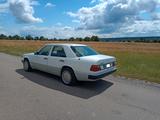 Mercedes-Benz E 230-Neuwertiger Zustand-MB Historie-2 Hand - Mercedes-Benz E 230 in Stuttgart