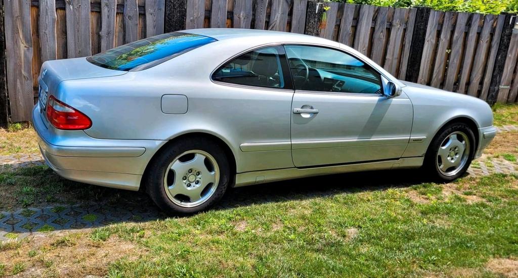 Mercedes-Benz CLK 200