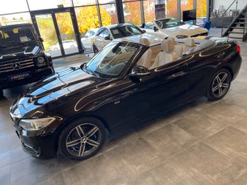 BMW 218 d Cabrio Sport Line *AHK*SHZ*Klima*Navi*