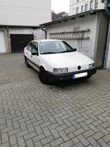 Volkswagen Passat 1.8 Gut erhalten - gebrauchte VW Passat aus dem Jahr 1993