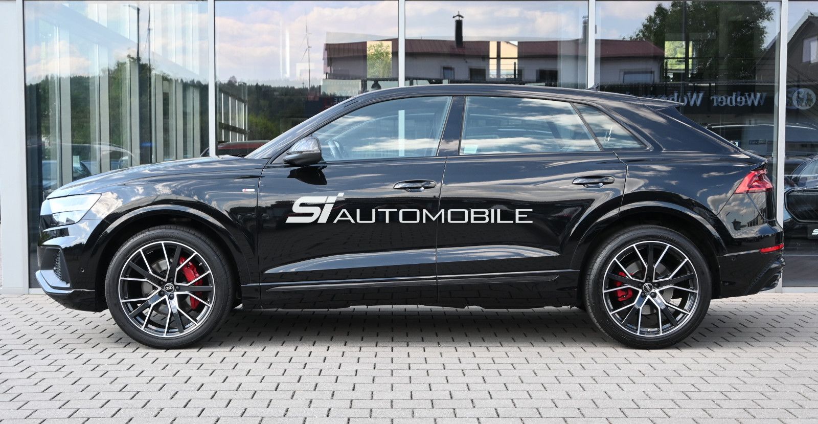Fahrzeugabbildung Audi Q8 50 TDI qu S LINE COMPETITION PLUS °AHK°HUD°22