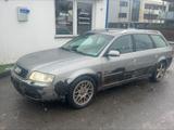 Audi A6 2.5 TDI 132kW tiptronic quattro Avant - Audi A6 aus 2003: Kombi