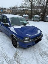 Opel Corsa 1.0 12V Swing Swing - Opel Corsa Swing mit Benzin-Antrieb