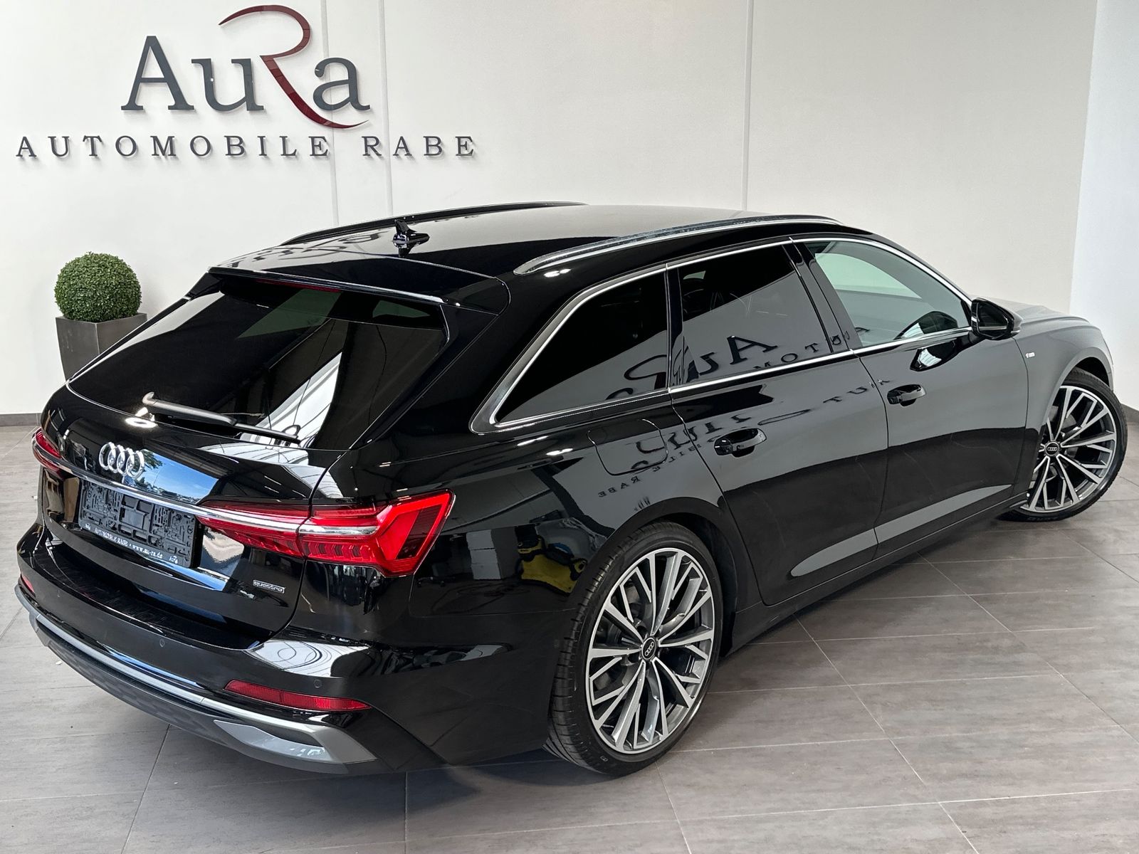 Fahrzeugabbildung Audi A6 Avant 50 TDI Qu S-Line NAV+LED+AHK+VCOCKPIT