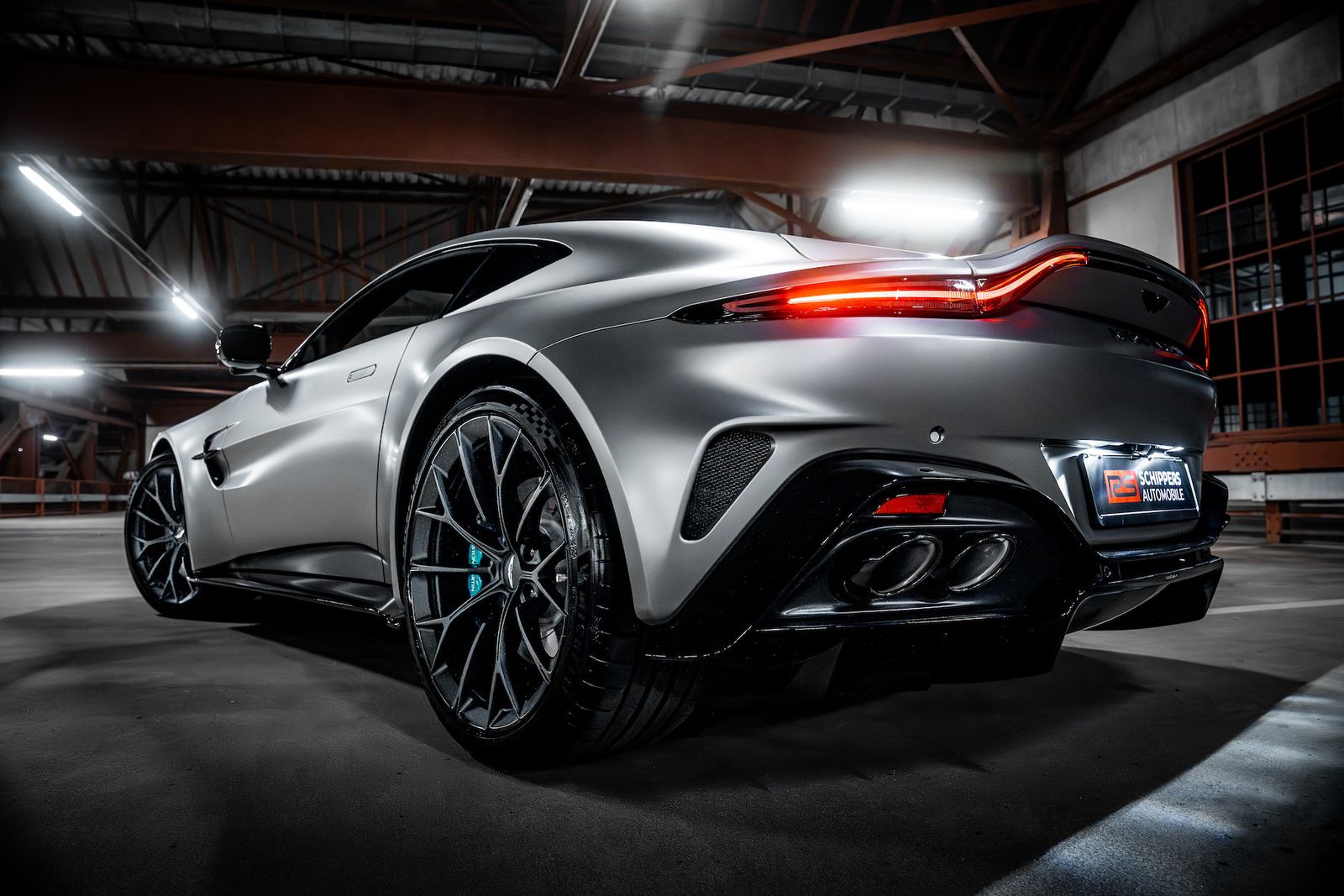 Fahrzeugabbildung Aston Martin V8 Vantage BOWERS&WILKINS|TRAUMAUTO|MY25