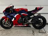 Honda CBR-RRR Fireblade SC82 SP1