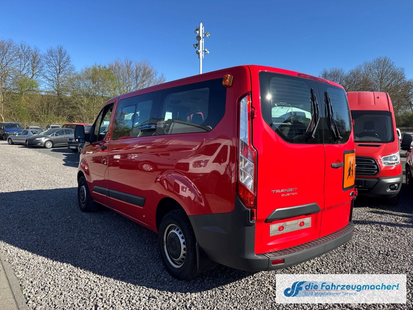 Fahrzeugabbildung Ford Transit Custom Kombi 300 L1 2.2 TDCi *1459