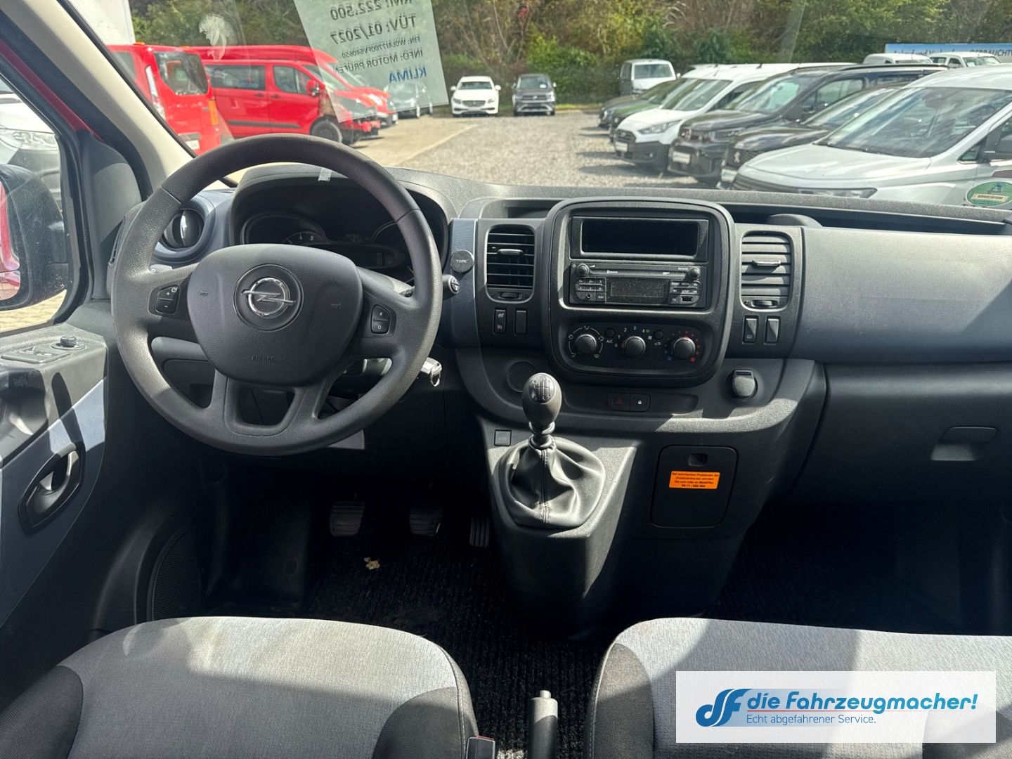 Fahrzeugabbildung Opel Vivaro B Kasten Combi L1H1 2,7t *2453 *EXPORT
