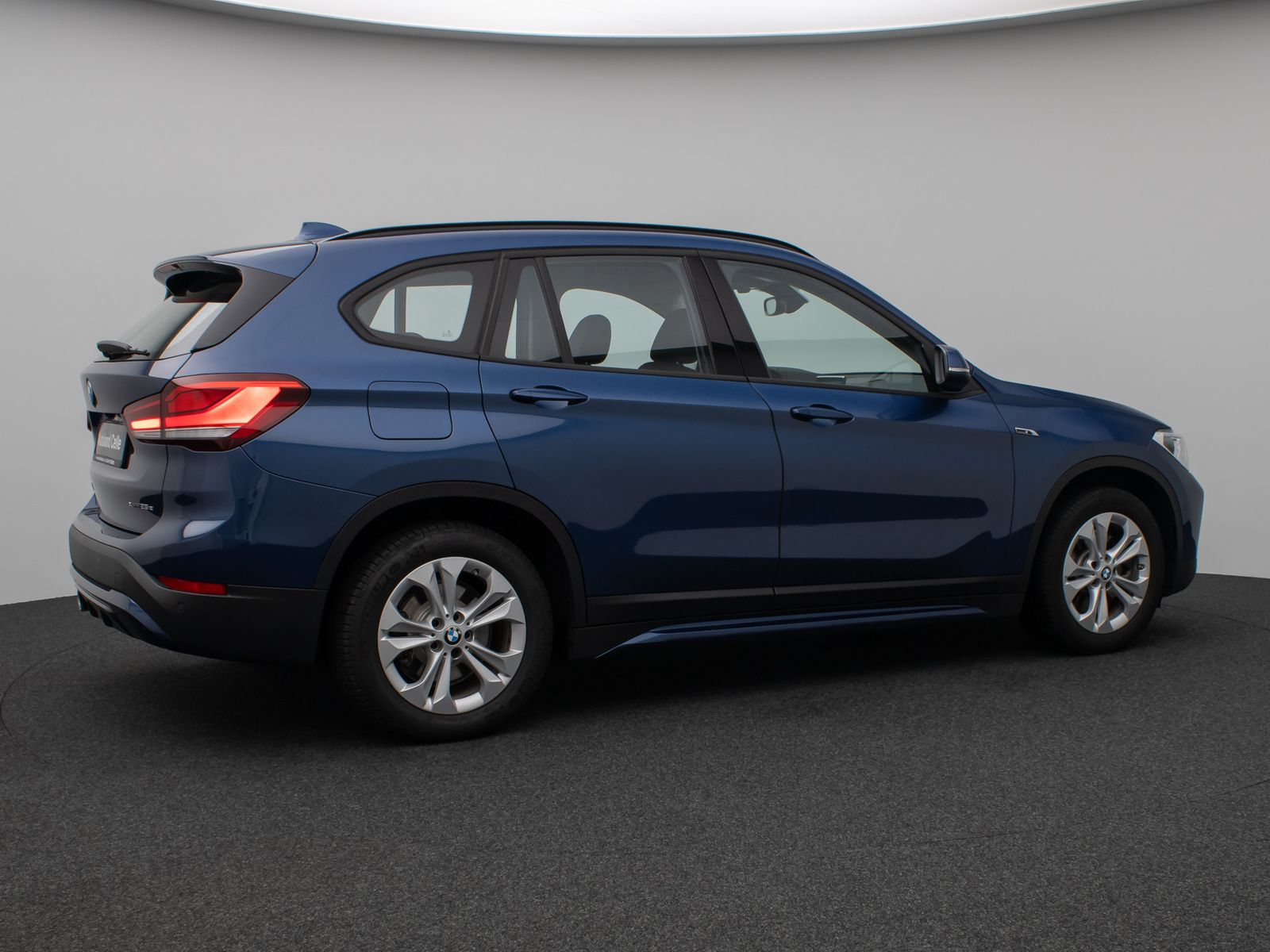 Fahrzeugabbildung BMW X1 xD25e Sport Line Kamera DAB Geschwindigkeitsr