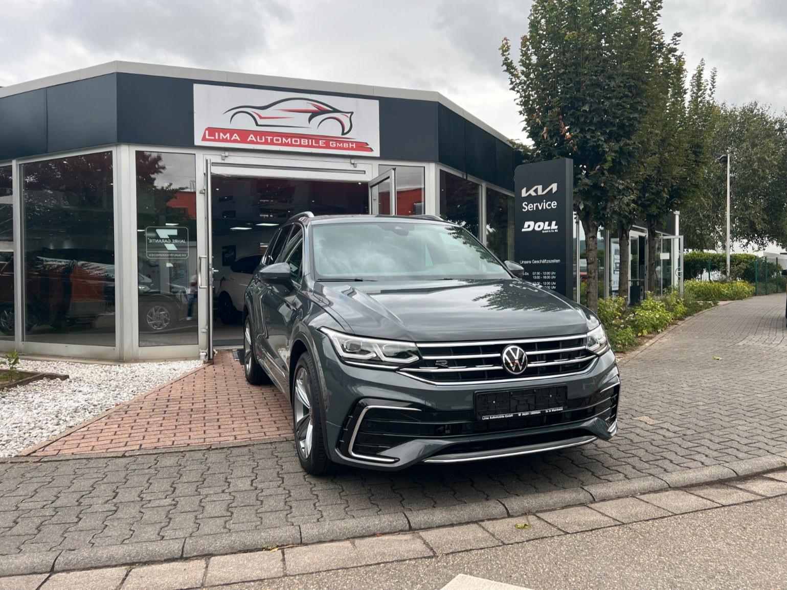 Volkswagen Tiguan R-Line / Pano / AHK / Top / 2. Hand
