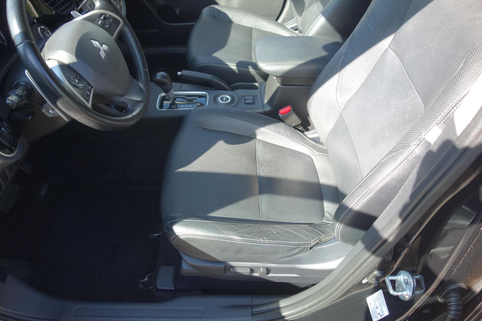 MITSUBISHI OUTLANDER - 150 CV - 4X4 - BVA
