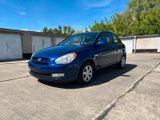 Hyundai Accent 1.4 - Hyundai Accent: Hyunda