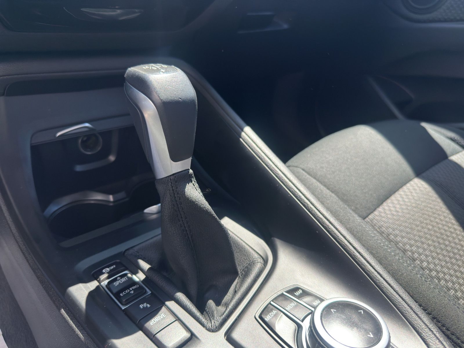 BMW X1 xDrive 25 e Advantage | Business | LED | WKR foto 14