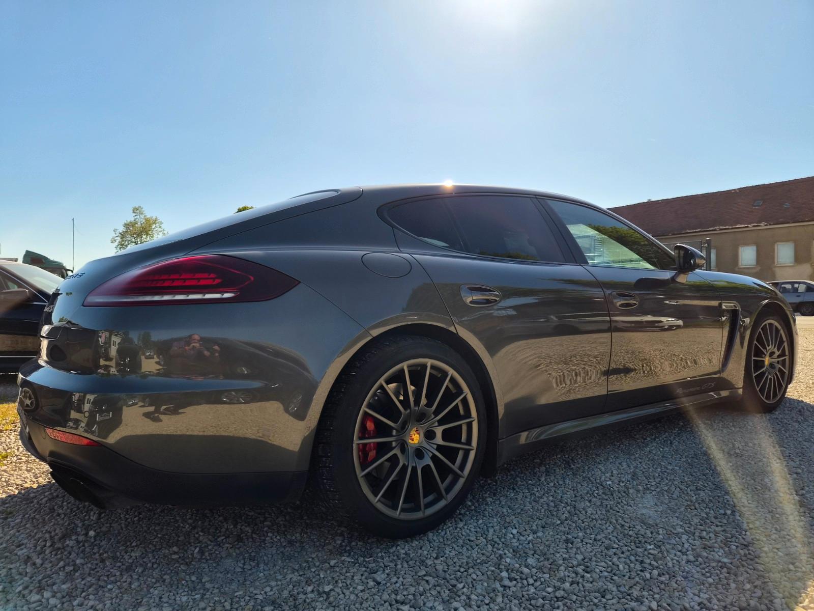 Porsche Panamera GTS 4.8 V8 441ch - PDCC - PCM - Historique d'entretien - Freins neufs - Vidange moteur & boites