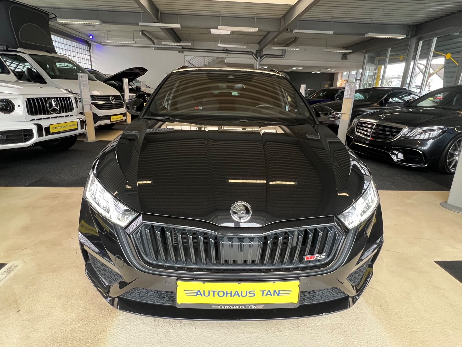 Fahrzeugabbildung SKODA Octavia Combi RS *HEAD*ACC*KAMERA*LED*VIRTUAL*