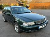 Volvo V70 AWD  - Volvo XC70 mit Benzin-Antrieb: Automatik