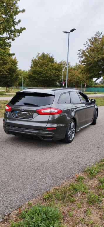 Image of Ford Mondeo