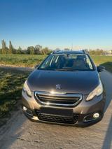 Peugeot 2008 82 VTi | Klima | Tempomat | TÜV bis 04/2027 - Peugeot 2008 in Stuttgart