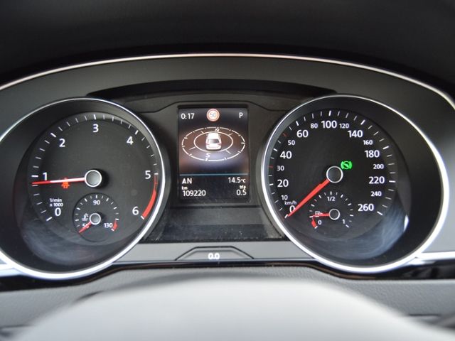 Passat Variant 2.0 TDI DSG Elegance AHK/MATRIX-L