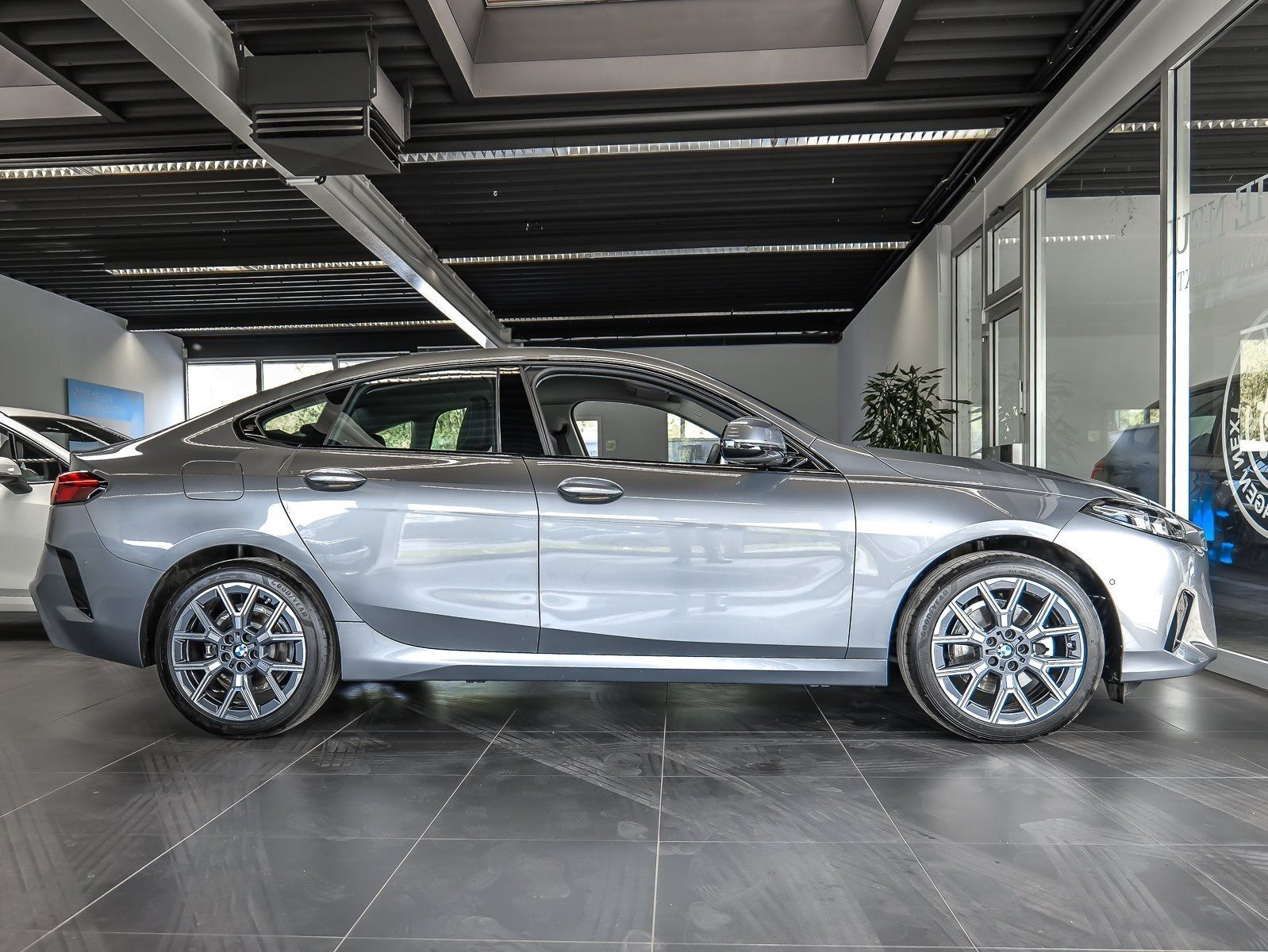 BMW 220 Gran Coupé - Bild 10