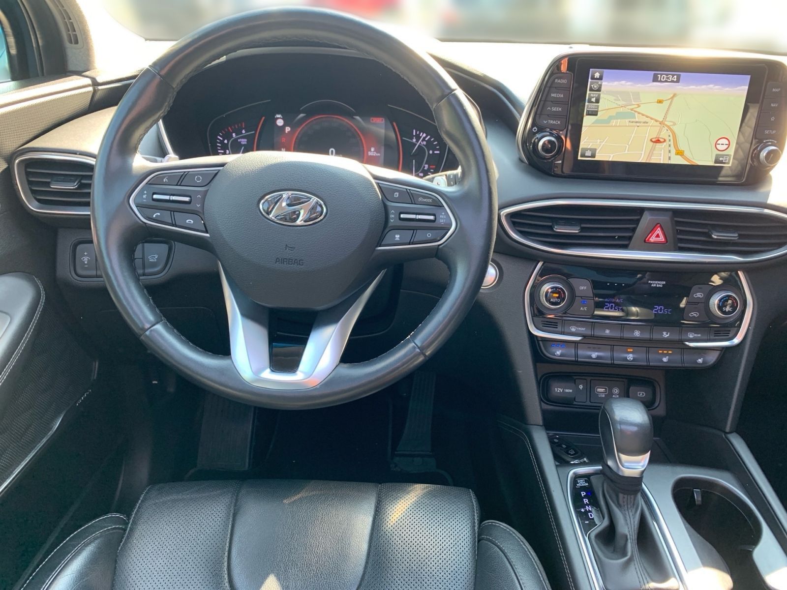 Fahrzeugabbildung Hyundai SANTA FE 2.2 CRDi DPF Premium 4WD AHK Panorama
