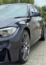 BMW M3 30 Jahre Edition;DKG;H&K;Kamera;Carb;DE;NEUW - BMW M3: E30