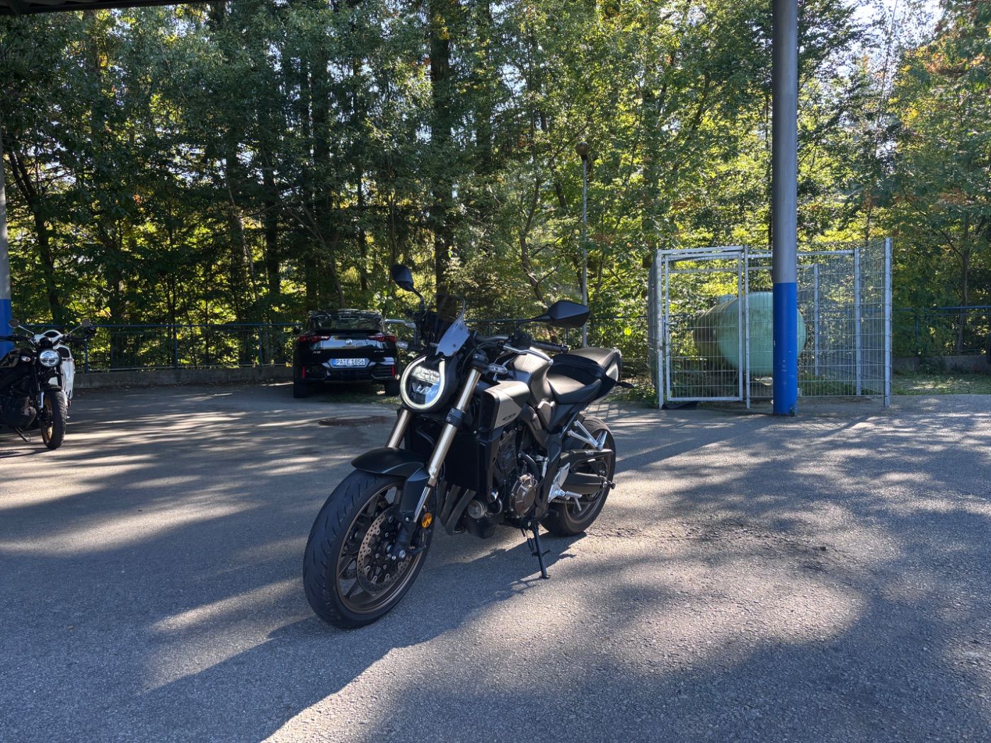 Fahrzeugabbildung Honda CB 650 R E-Clutch Kurzer KZH,