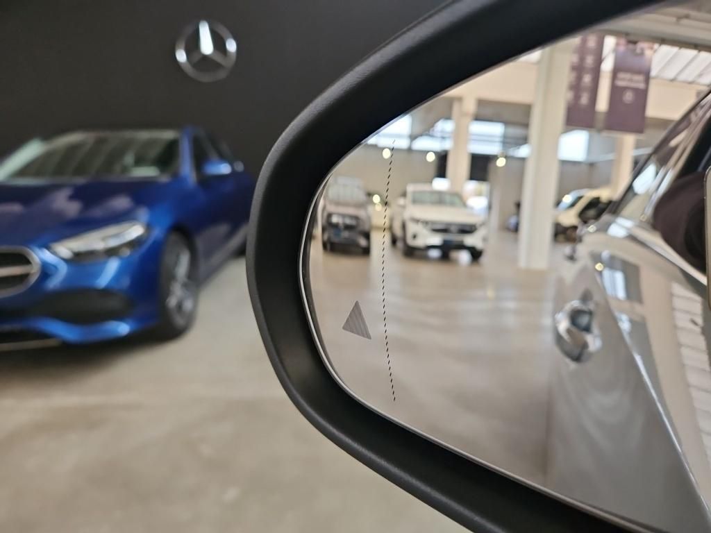 Fahrzeugabbildung Mercedes-Benz A 250 e AMG Totwi. AHK Sound 360° SHZ Ambie.