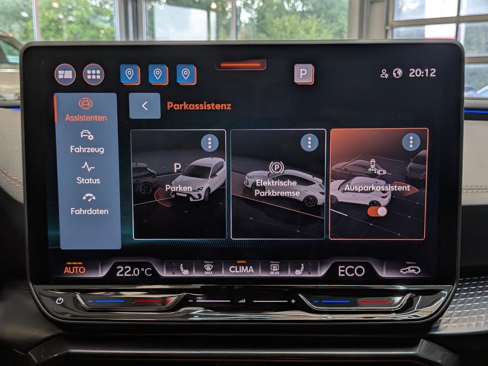 Fahrzeugabbildung CUPRA Leon 1.5 e-Hybrid MATRIX*ACC*EDGE*CARPLA*SoH100%
