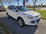 Ford Kuga Titanium/Automatik/4X4/Navi/1.Hand/EU6