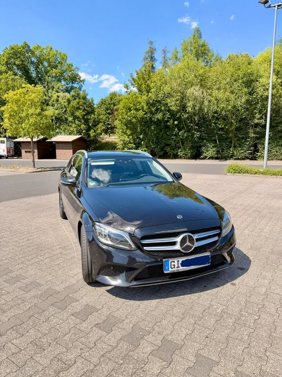 Image of Mercedes-Benz C 220