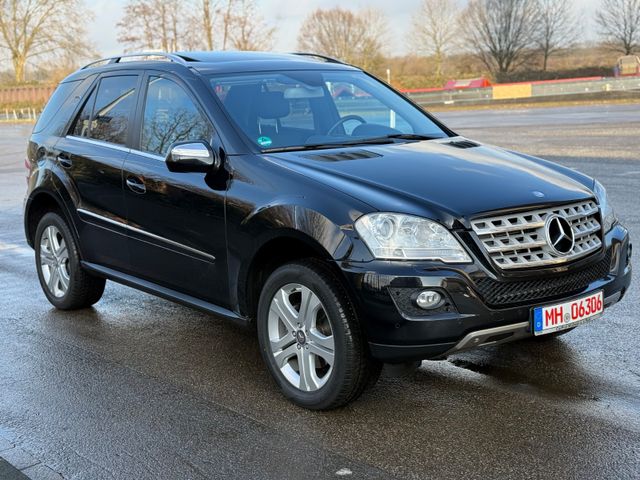 Mercedes-Benz ML350CDI*4M*2.Hand*Rentner*Leder*Xenon*Navi*AHK*