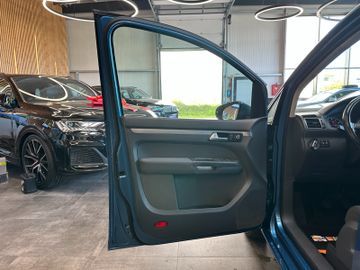 MYAUTOCENTER – Gebraucht- und Jahreswagen mit Werkstattservice in Pfaffenhofen Volkswagen Touran*7-Sitzer*TEMPO*2ZONEN*SitzHZ*PDC*TÜV 528