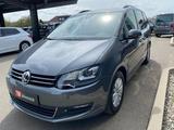 Volkswagen Sharan 1.4 TSI DSG Comfortlin NAVI PANO RFK AHK - gebrauchte VW Sharan aus dem Jahr 2022