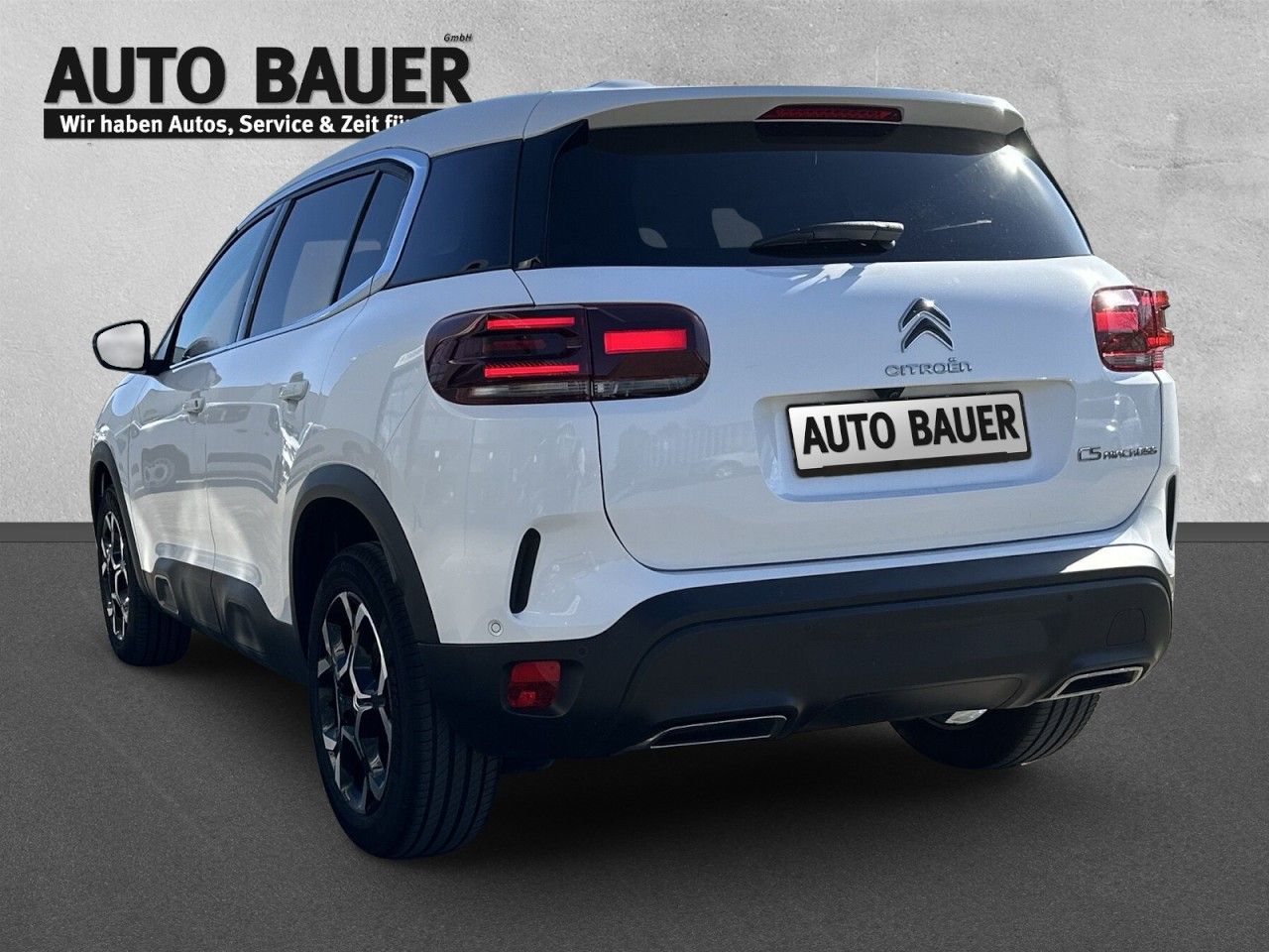 Fahrzeugabbildung Citroën C5 Aircross BlueHDi 130 S&S EAT8 Max - mit KI generiert/bearbeitet