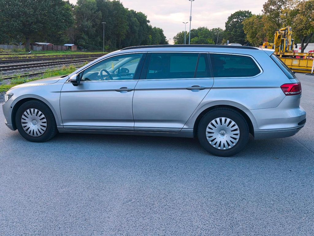 Image of Volkswagen Passat Variant