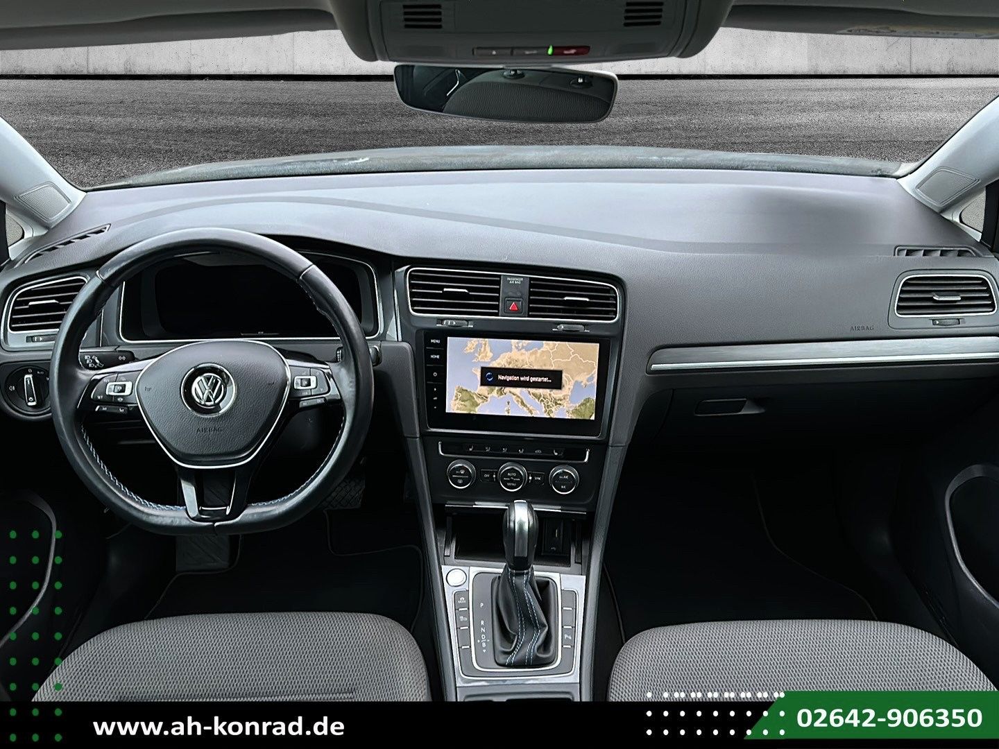 Fahrzeugabbildung Volkswagen Golf VII Lim. e-Golf*WÄRMEPUMPE*NAVI*CCS*ACC