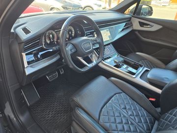 Audi Q7 - 10