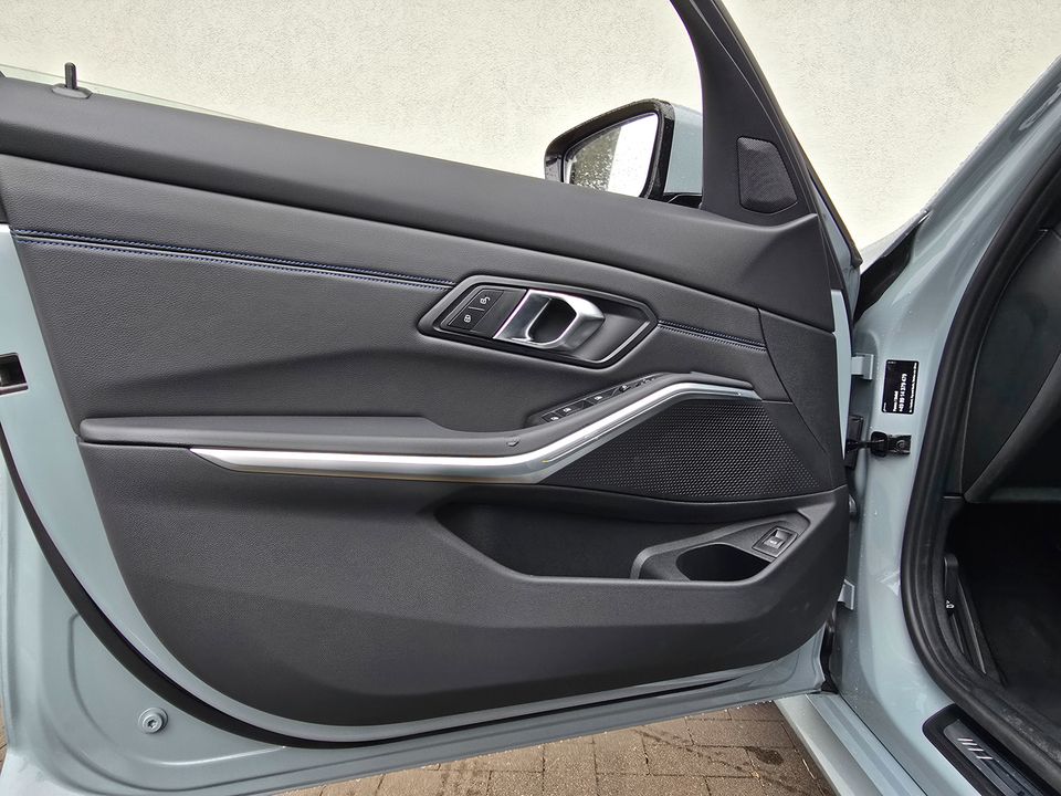 BMW 320 - Bild 16