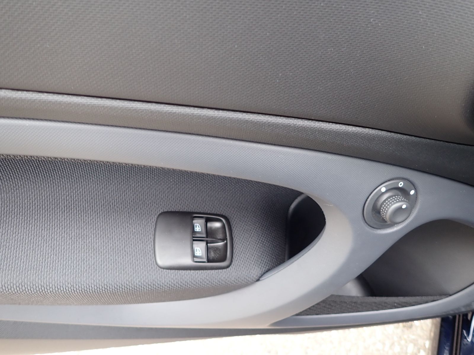 Fahrzeugabbildung Smart ForTwo cabrio EQ electric drive