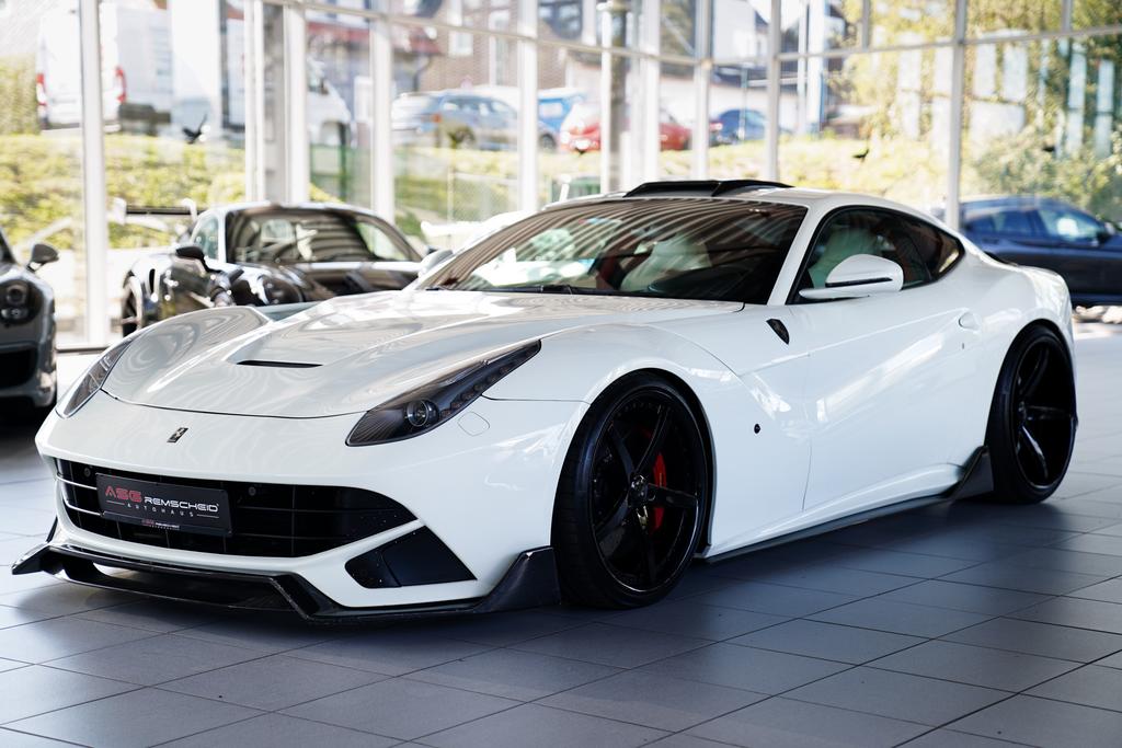 Ferrari F12