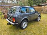 Lada Niva Legend 4x4 LKW Zulassung - Lada Niva L mit Benzin-Antrieb