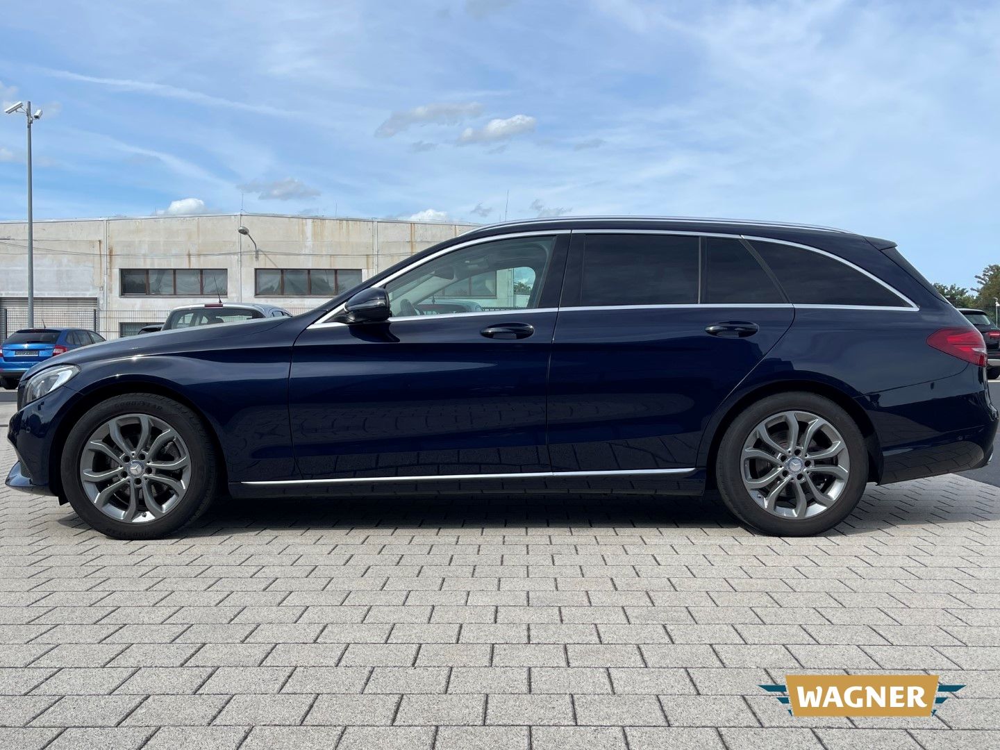 Fahrzeugabbildung Mercedes-Benz C 180 T CGI AVANTGARDE Lagerschaden