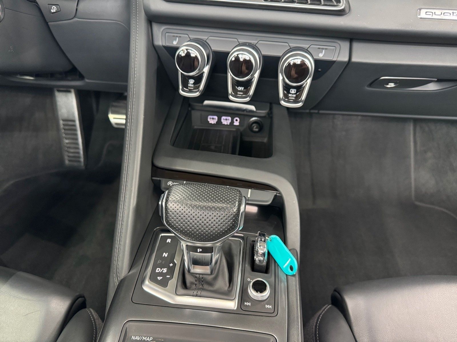 Fahrzeugabbildung Audi R8 Spyder 5.2 FSI quattro performance*B&O*KAMERA