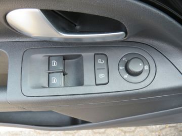 Fahrzeugabbildung Volkswagen move-up! KAMERA PDC GRA TELVOR. 1.Hd