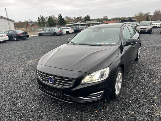 Volvo V60 Kombi Momentum 2.0 D4 Aut. 200 PS