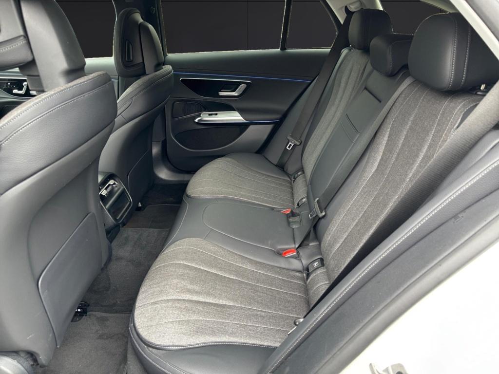 Mercedes-Benz E 220 d 4MATIC T-Modell Avantgarde*Airmatic*AHV